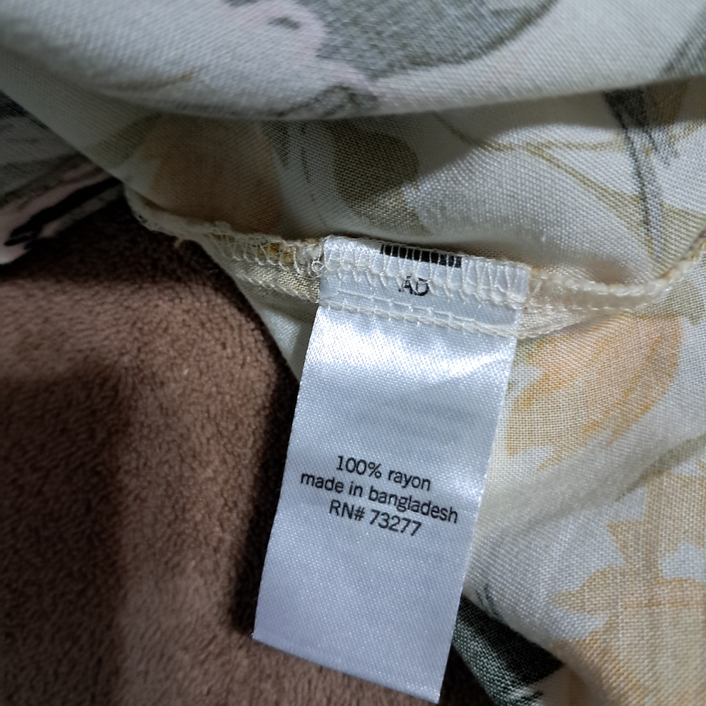 Floral V-Neck Short Sleeve Top - Cream with Pink & Olive - Picture 4 of 10